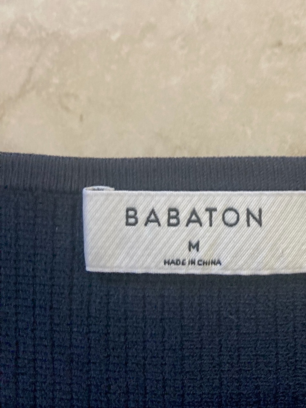 Aritzia Babaton Sculpt Knit Ribbed Cami Camisole Navy Blue Size Medium - Picture 3 of 5